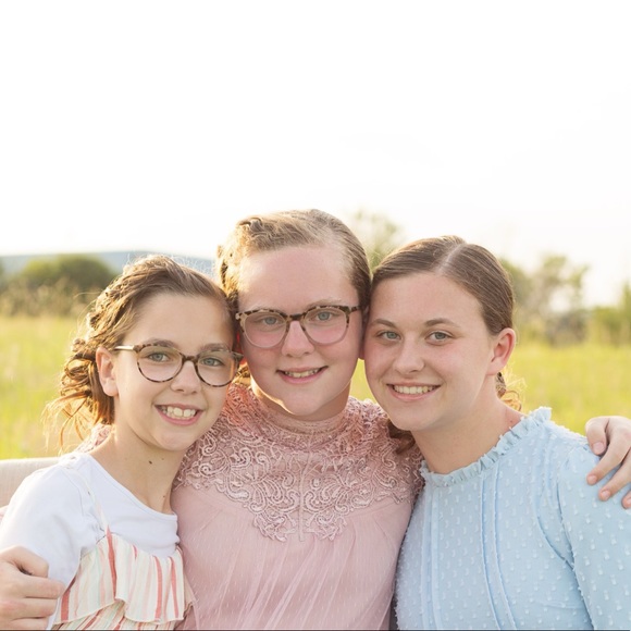 Meet your Posher, Clara - Picture 5 of 9